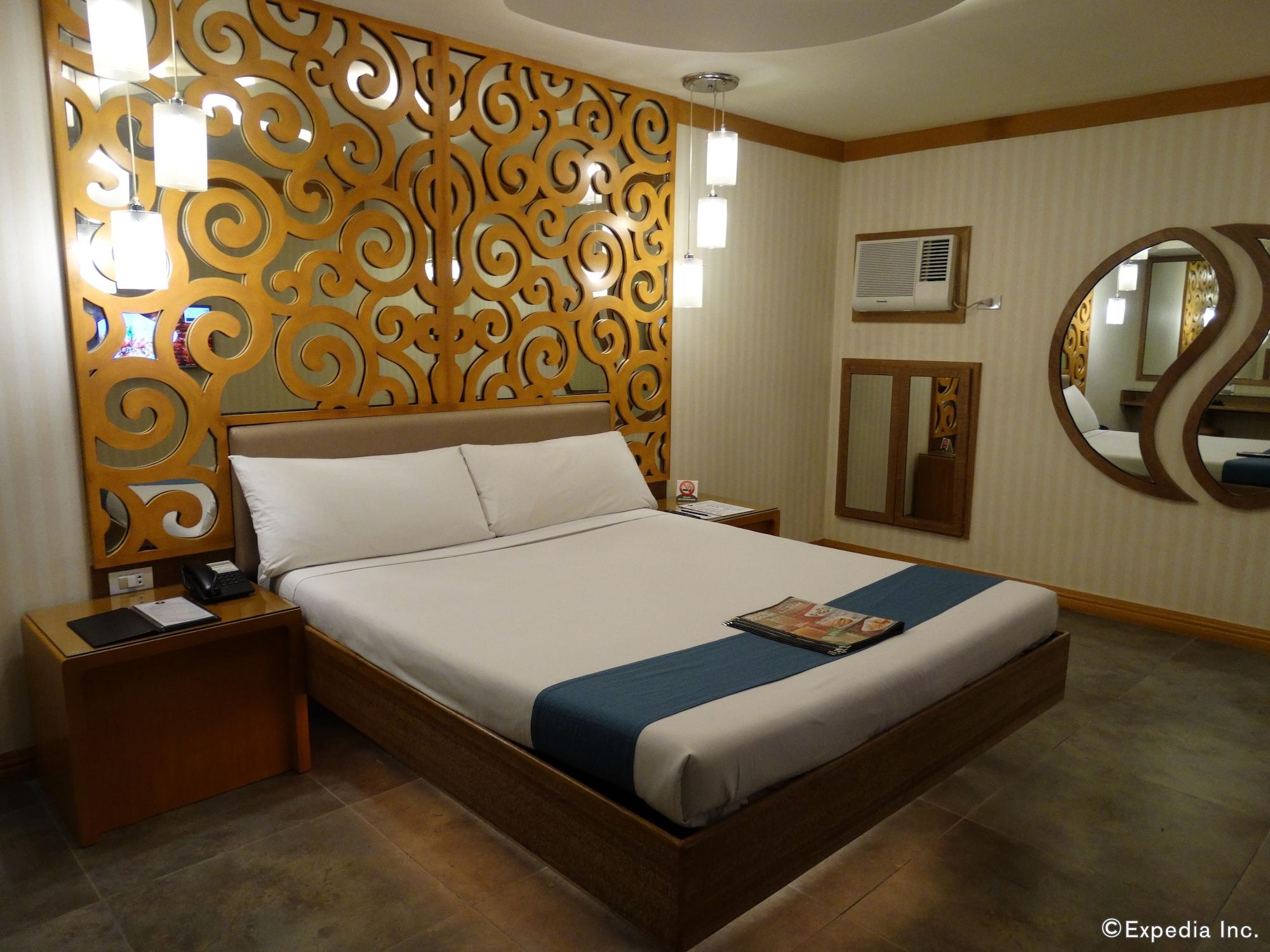 Hotel Ava Cuneta Pasay Exterior photo